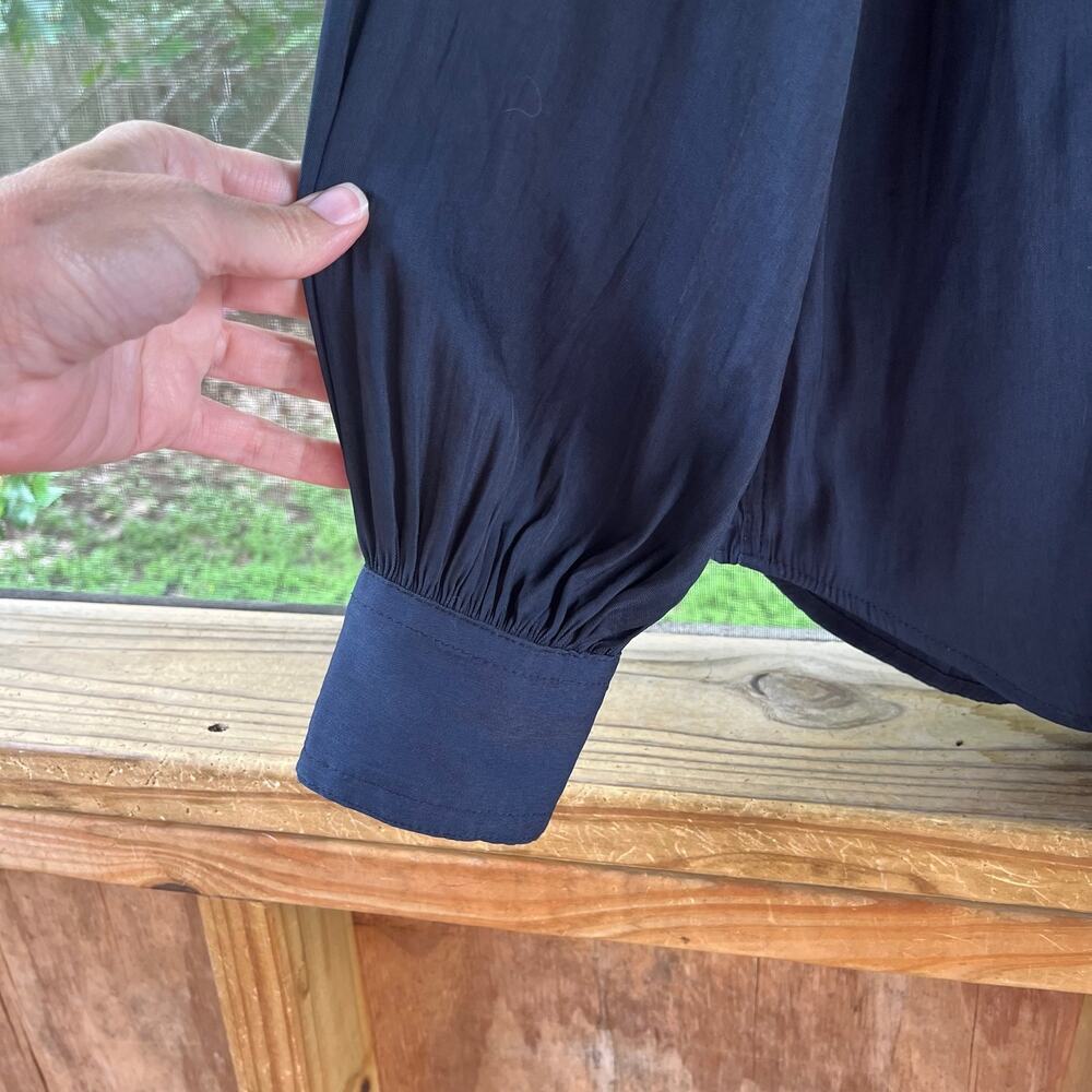 Banana Republic Women's Balloon Sleeve Safari Blouse Dark Navy Size L - Picture 4 of 6